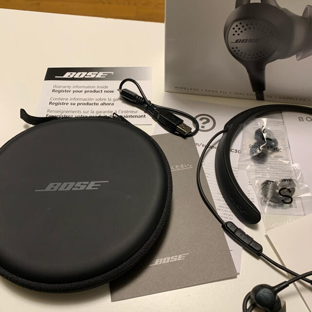 BOSE(ボーズ)の国内正規品 BOSE ボーズ QuietControl 30 QC30 美品 スマホ/家電/カメラのオーディオ機器(ヘッドフォン/イヤフォン)の商品写真