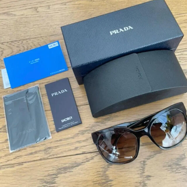 PRADA サングラス レディース 新品