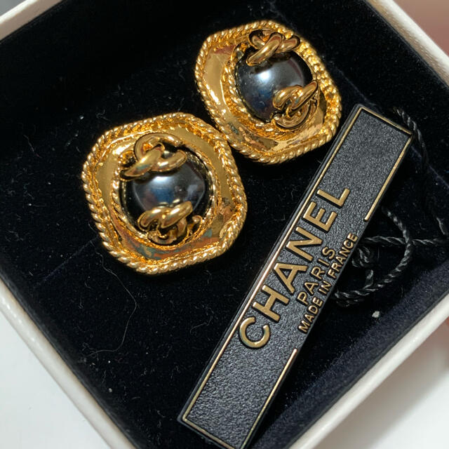 CHANEL(シャネル)のkirin様専用 レディースのアクセサリー(イヤリング)の商品写真