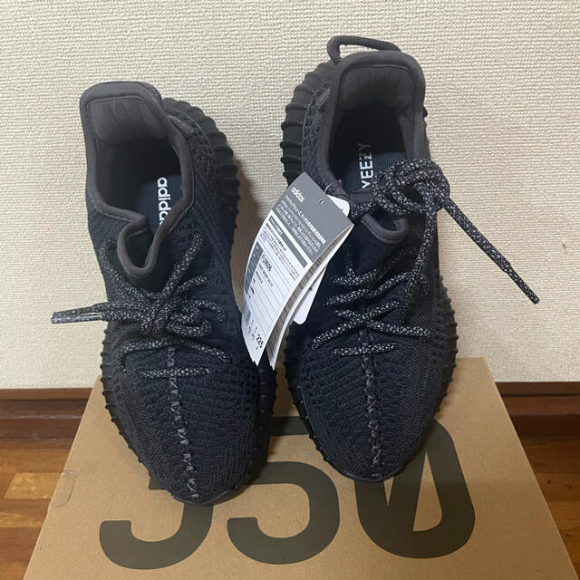 YEEZY BOOST 350 V2 BLACK REFLECTIVE