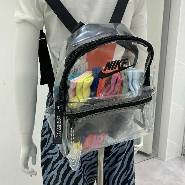 NIKE(ナイキ)の値下げ！ナイキ Just Do It バックパック (ミニ)11L 4780円! レディースのバッグ(リュック/バックパック)の商品写真