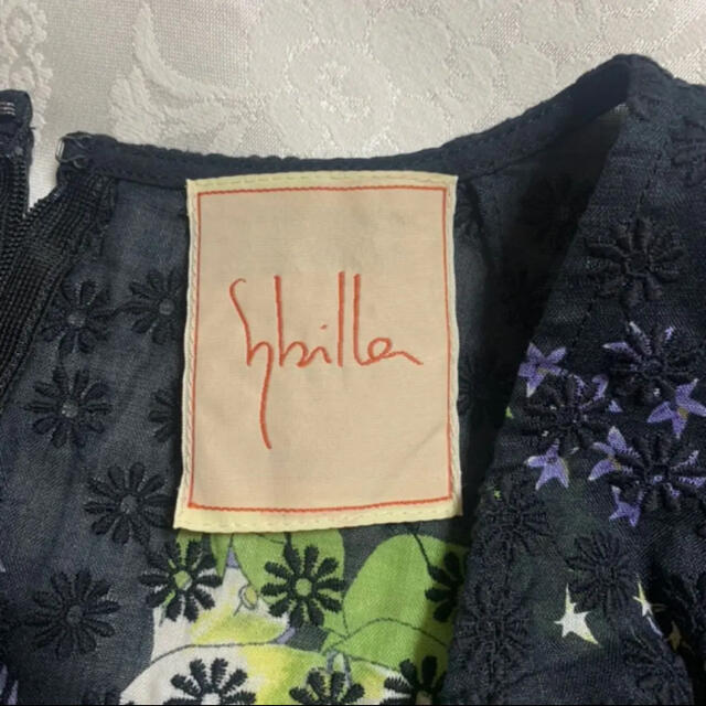 Sybilla(シビラ)の未使用❤︎シビラ　麻　レース　トップス レディースのトップス(カットソー(半袖/袖なし))の商品写真