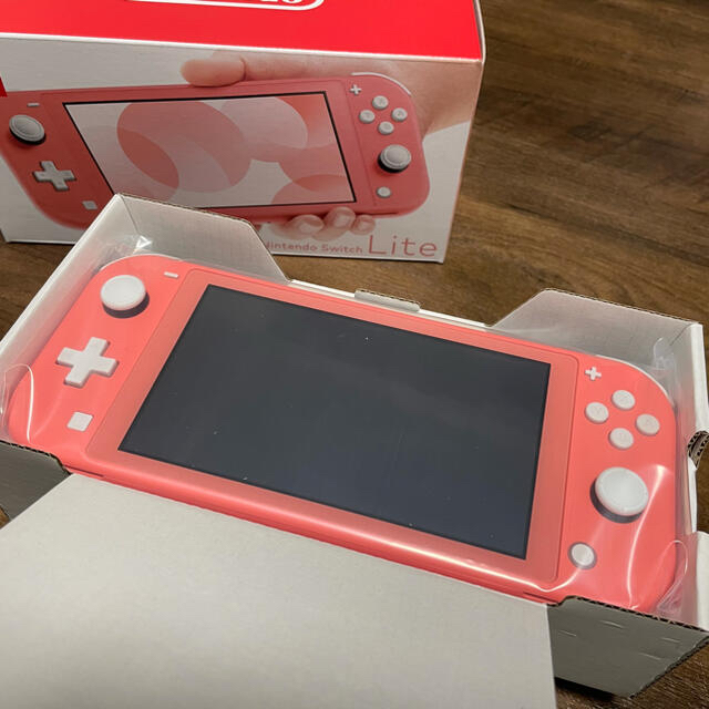 Nintendo Switch NINTENDO SWITCH LITE コーラ