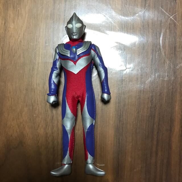 ウルトラマンティガ　フィギュア エンタメ/ホビーのフィギュア(特撮)の商品写真