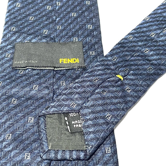 FENDI - 【超美品❗️ズッカ柄❗️】FENDI シャドーストライプ レジ ...