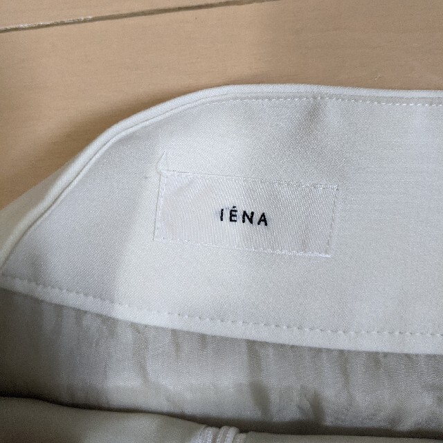 IENA(イエナ)のIENAホワイトスカート レディースのスカート(ロングスカート)の商品写真