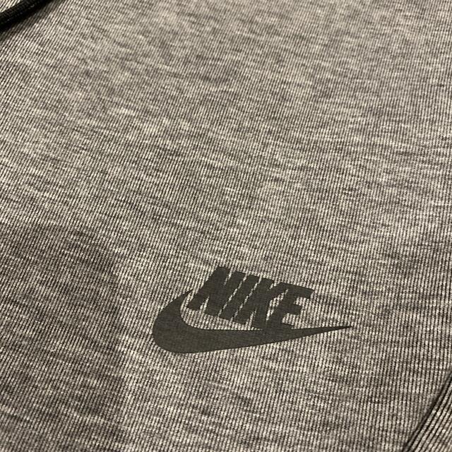 NIKE(ナイキ)のNIKE  テックフリース パンツ カーボンヘザーグレー メンズのパンツ(その他)の商品写真