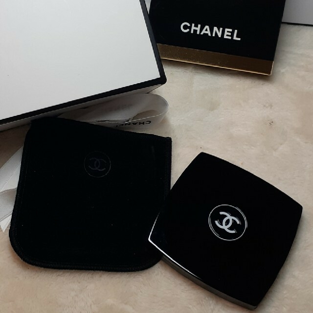 CHANEL(シャネル)のシャネル　コンパクトミラー レディースのファッション小物(ミラー)の商品写真