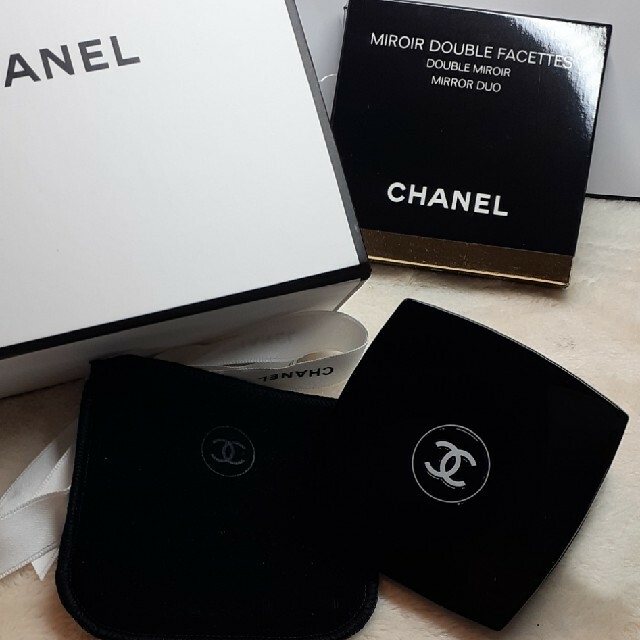 CHANEL(シャネル)のシャネル　コンパクトミラー レディースのファッション小物(ミラー)の商品写真