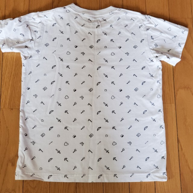 UNIQLO(ユニクロ)のユニクロ　マインクラフト　Tシャツ　サイズ150 キッズ/ベビー/マタニティのキッズ服男の子用(90cm~)(Tシャツ/カットソー)の商品写真