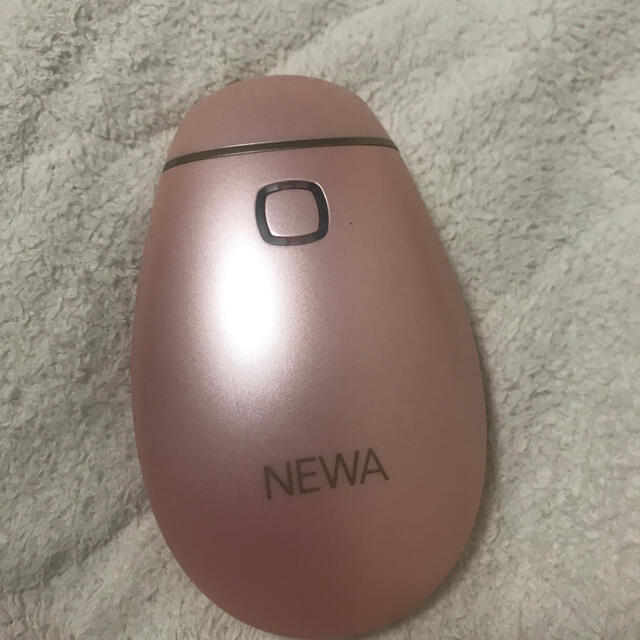 newaリフト　ピンク スマホ/家電/カメラの美容/健康(フェイスケア/美顔器)の商品写真