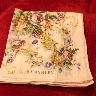 ローラアシュレイ(LAURA ASHLEY)のLAURA ASHLEY　ハンカチ(ハンカチ)