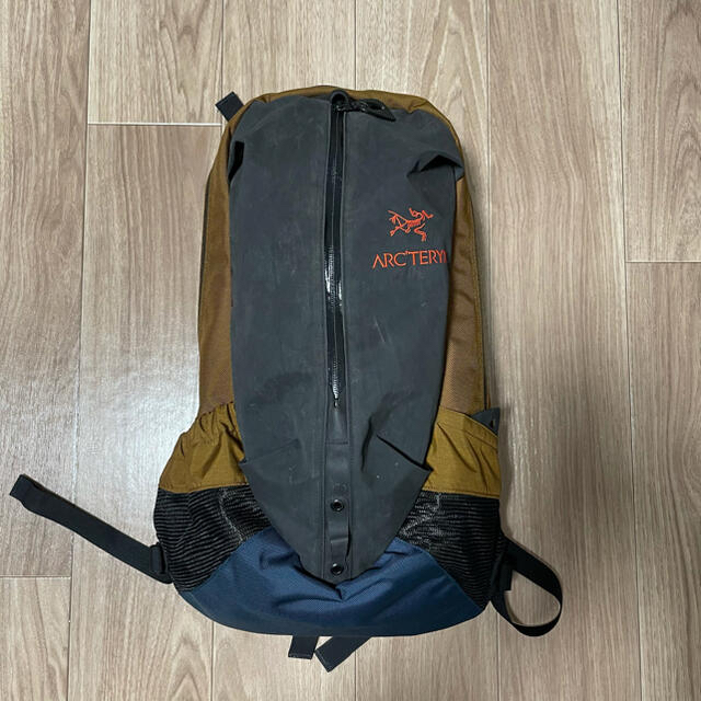 ARC'TERYX(アークテリクス)の超希少！完売品！アークテリクス×ビームス  アロー22 メンズのバッグ(バッグパック/リュック)の商品写真