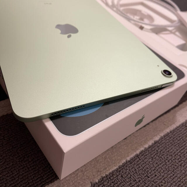 Apple(アップル)の『中古品』Apple iPad  Air4 green 64GB スマホ/家電/カメラのPC/タブレット(タブレット)の商品写真