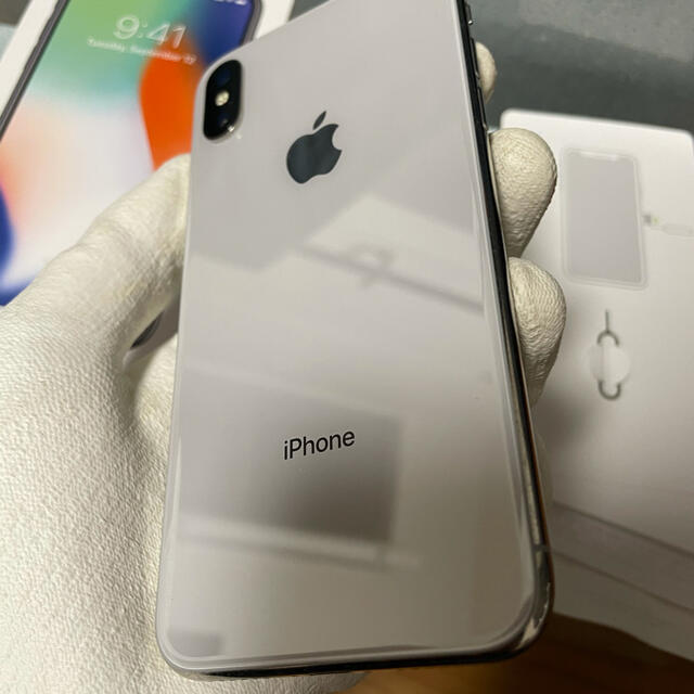 Apple   Apple iPhone X GB シルバー SIMフリーの通販 by マダック's