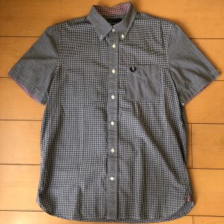 フレッドペリー(FRED PERRY)のフレッドペリー　シャツ　M(シャツ)