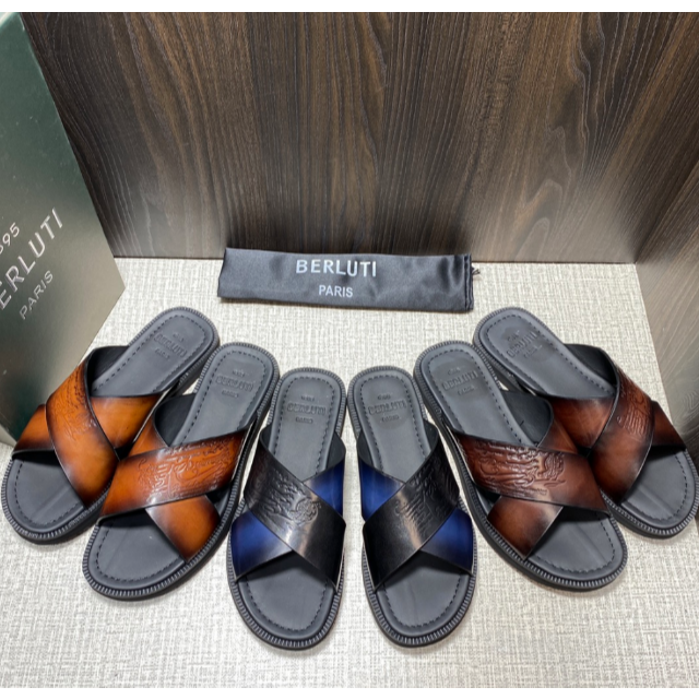 Berluti サンダル