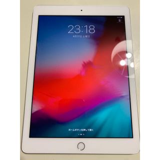 アイパッド(iPad)のiPad 第6世代 シルバー　32GB Wi-Fi モデル　　iPad6(タブレット)