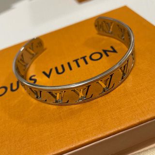 ルイヴィトン(LOUIS VUITTON)の ルイヴィトン バングル ジョンクシルバーブレスレットメンズ M63651 (ブレスレット)