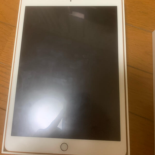 iPad 第七世代　ローズゴールド　32GB 1