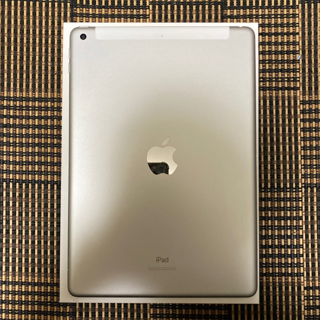 iPad(アイパッド)の『iPad 7世代 32GB』+『Apple Pencil 1』 スマホ/家電/カメラのPC/タブレット(タブレット)の商品写真