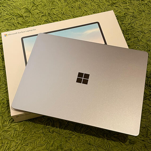 Microsoft(マイクロソフト)の【ほぼ新品】Microsoft Surface Laptop GO スマホ/家電/カメラのPC/タブレット(ノートPC)の商品写真