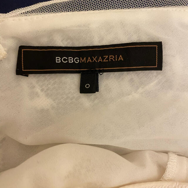 BCBGMAXAZRIA(ビーシービージーマックスアズリア)のBCBGMAXAZRIA ロング丈ドレス　白ドレス　サイズ0 レディースのフォーマル/ドレス(ロングドレス)の商品写真