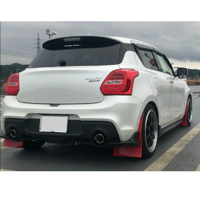 ！セール！SUZUKI　swiftsports zc33s マッドフラップ