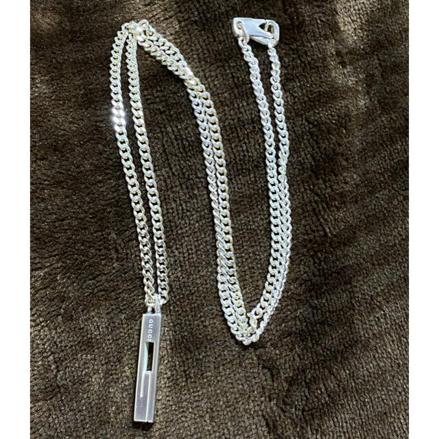 Gucci(グッチ)のGUCCI グッチ メンズ ネックレス スモールGモチーフ シルバー メンズのアクセサリー(ネックレス)の商品写真