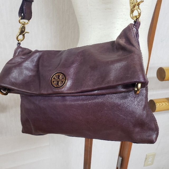 Tory Burch(トリーバーチ)のトリーバーチ　3wayベビーカーフレザーバック　パープル レディースのバッグ(ショルダーバッグ)の商品写真