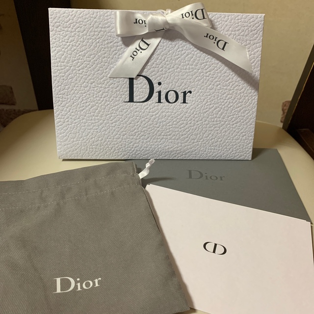 Dior(ディオール)のDior プレゼント用ショッパー レディースのバッグ(ショップ袋)の商品写真