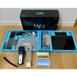 ウィー(Wii)の(大幅値下げ！)Wii 本体+リモコン2個+Wiiモーションプラス(カバー付)(家庭用ゲーム機本体)