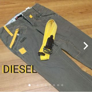 ディーゼル(DIESEL)のDIESEL カーキ パンツ ベルト付き(カジュアルパンツ)