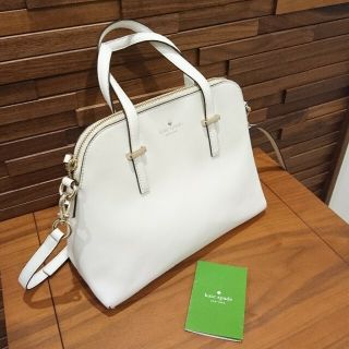 ケイトスペードニューヨーク(kate spade NEW YORK)のケイト・スペード ショルダーバッグ（中古/白）(ショルダーバッグ)