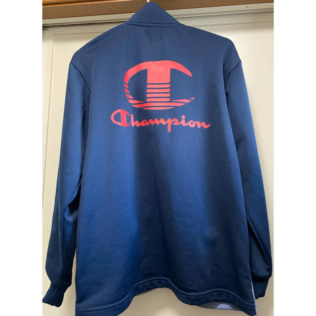 Champion(チャンピオン)のチャンピオン 160 ジップアップ 中古(難あり) キッズ/ベビー/マタニティのキッズ服男の子用(90cm~)(ジャケット/上着)の商品写真