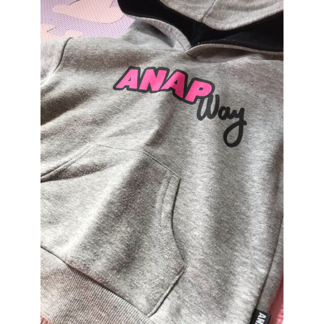 ANAP(アナップ)のアナップ　パーカー　裏起毛 キッズ/ベビー/マタニティのキッズ服女の子用(90cm~)(ジャケット/上着)の商品写真