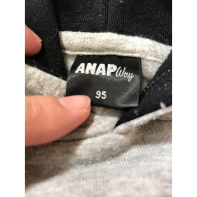 ANAP(アナップ)のアナップ　パーカー　裏起毛 キッズ/ベビー/マタニティのキッズ服女の子用(90cm~)(ジャケット/上着)の商品写真