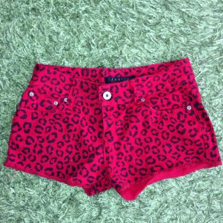 ヒョウ柄ショーパン(ショートパンツ)