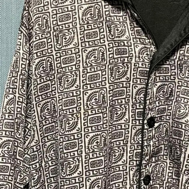 ART VINTAGE(アートヴィンテージ)の古着　柄シャツ　オープンカラーシャツ　pajamas shirt  蛇柄 メンズのトップス(シャツ)の商品写真