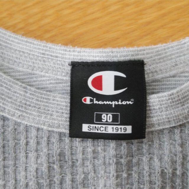 Champion(チャンピオン)のお値下げ中　キッズ-ロンTシャツ キッズ/ベビー/マタニティのキッズ服男の子用(90cm~)(Tシャツ/カットソー)の商品写真