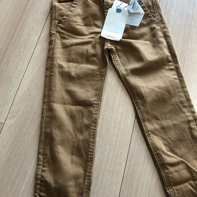 ZARA(ザラ)のザラ　zara  ズボン　5  110cm キッズ/ベビー/マタニティのキッズ服男の子用(90cm~)(パンツ/スパッツ)の商品写真