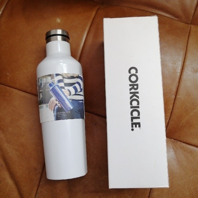 i(アイ)のCORKCICLE タンブラー　白 インテリア/住まい/日用品のキッチン/食器(タンブラー)の商品写真