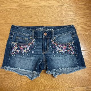 アメリカンイーグル(American Eagle)のデニムショートパンツ(ショートパンツ)