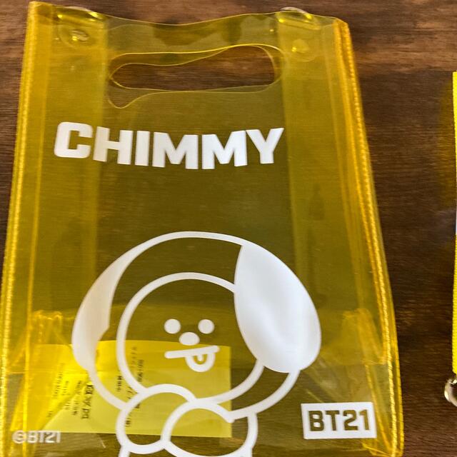 防弾少年団(BTS)(ボウダンショウネンダン)の早い者勝ち💜CHIMMY チミー　BT21 ビニールバック　新品未使用 レディースのバッグ(トートバッグ)の商品写真