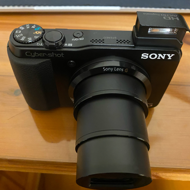 SONY(ソニー)のソニー　Cyber−Shot SONY DSC HX30V デジタルカメラ スマホ/家電/カメラのカメラ(コンパクトデジタルカメラ)の商品写真