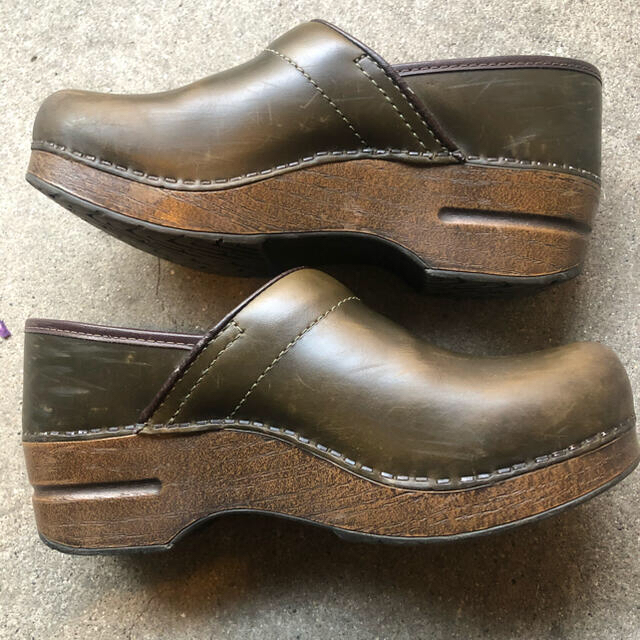 dansko - ダンスコ プロフェッショナル 37 オリーブ色 カーキ色の通販