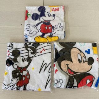 ミッキーマウス(ミッキーマウス)の新品未開封❣️Mickey Mouseハンドタオル3枚(タオル/バス用品)