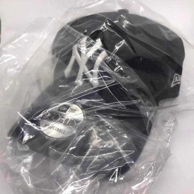 NEW ERA(ニューエラー)のニューエラ キャップ NY ヤンキース 黒 ブラック メンズの帽子(キャップ)の商品写真