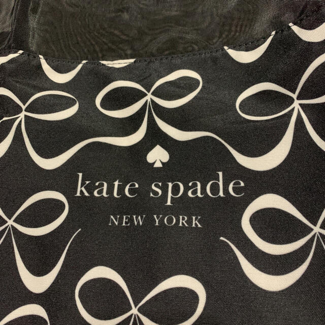 kate spade new york(ケイトスペードニューヨーク)の【新品未使用】02  ケイトスペード トートバッグ エコバッグ ブラック リボン レディースのバッグ(エコバッグ)の商品写真