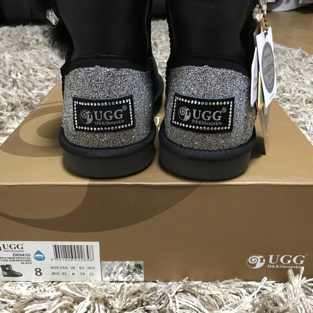 ☆新品未使用☆UGGレザーショートブーツSwarovski 2